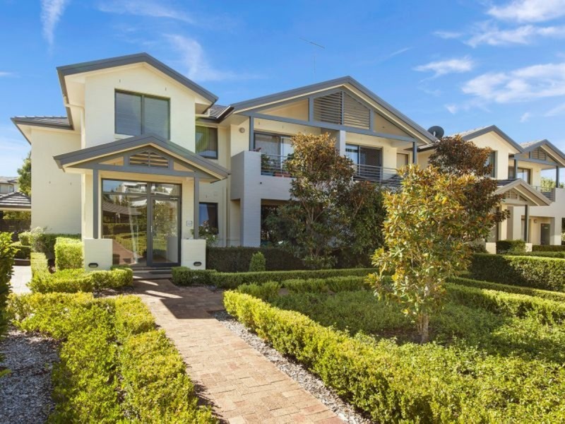 1/3 Fantail Avenue, Warriewood NSW 2102