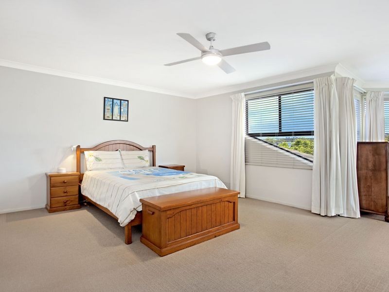 27 Streamdale Grove, Warriewood NSW 2102