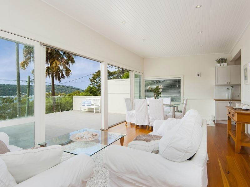 18 Eastview Road, Church Point NSW 2105