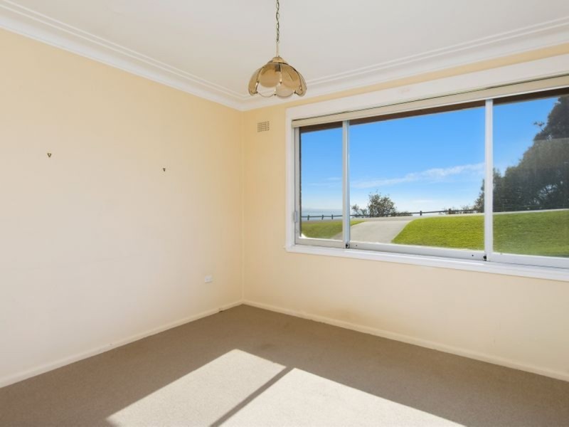 84 Narrabeen Park Parade, Warriewood NSW 2102