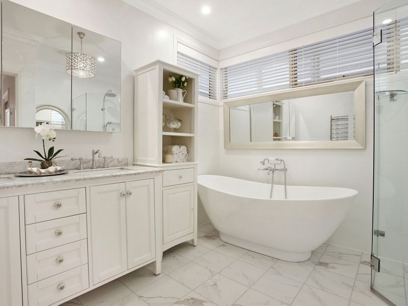 42a Alexandra Crescent, Bayview NSW 2104
