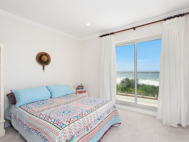 2/1 Albemarle Street, Narrabeen NSW 2101