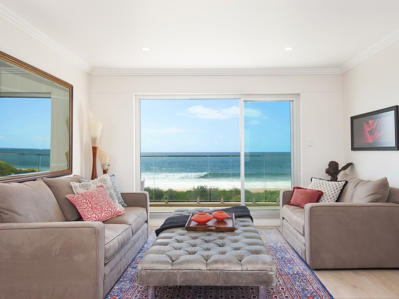 2/1 Albemarle Street, Narrabeen NSW 2101