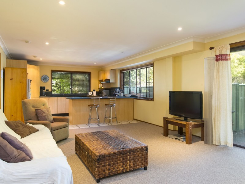 2b Warriewood Road, Warriewood NSW 2102