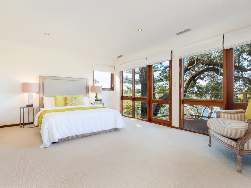 11 Quarter Sessions Road, Church Point NSW 2105