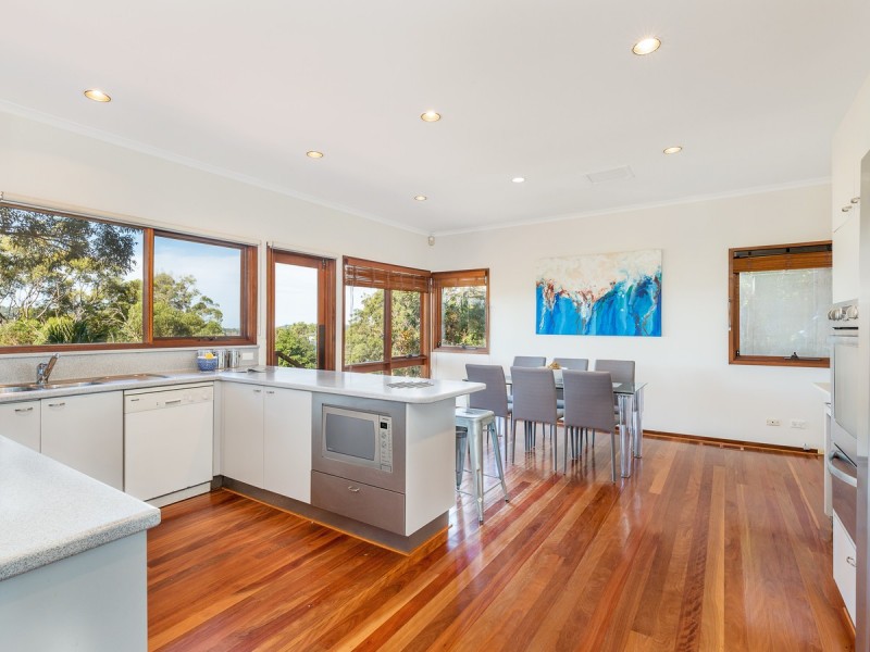 11 Quarter Sessions Road, Church Point NSW 2105