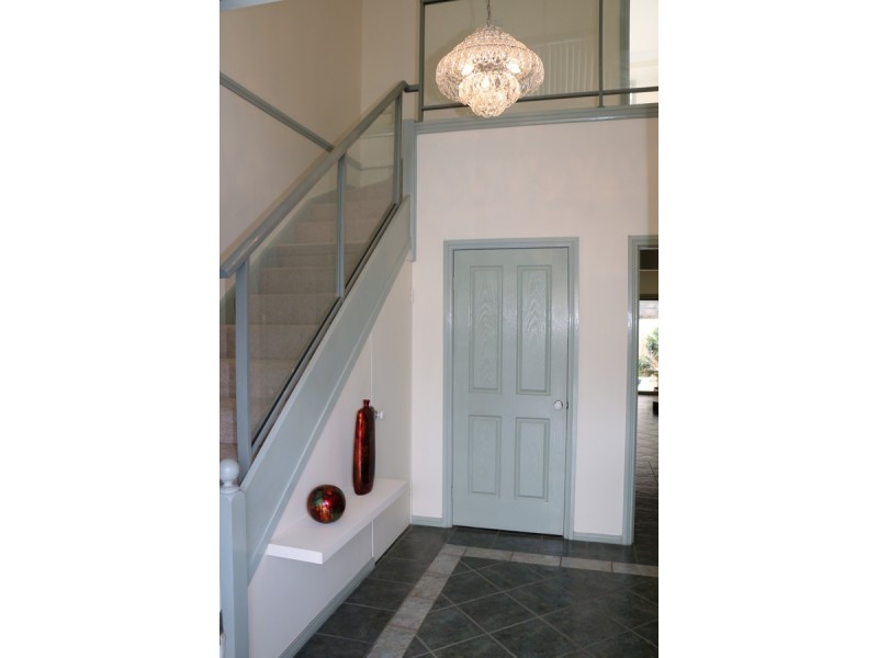 16 Hallstrom Place, Mona Vale NSW 2103