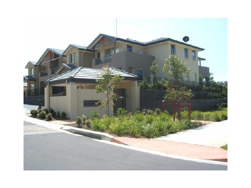 8/6 Fantail Avenue, Warriewood NSW 2102