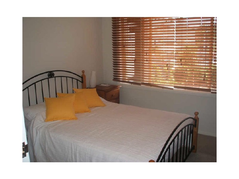 8/6 Fantail Avenue, Warriewood NSW 2102