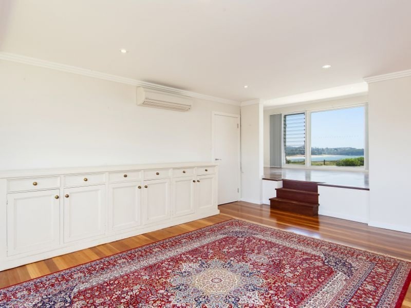 92 Narrabeen Park Parade, Warriewood NSW 2102