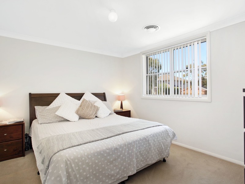 22 Waterside Grove, Warriewood NSW 2102