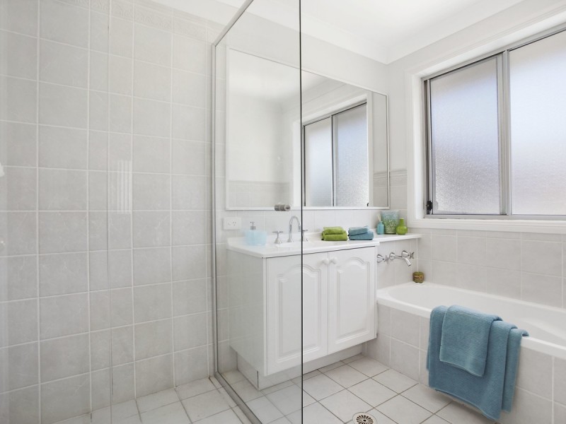 22 Waterside Grove, Warriewood NSW 2102