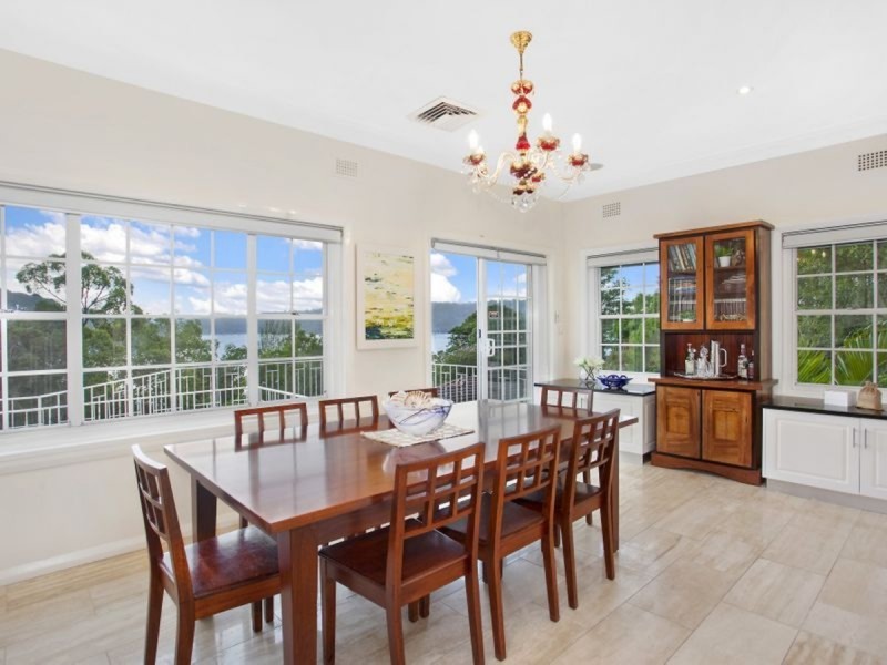 10 Eastview Road, Church Point NSW 2105