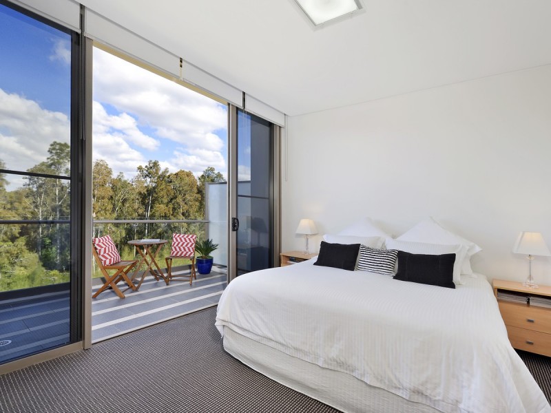 340/4 Firetail Drive, Warriewood NSW 2102