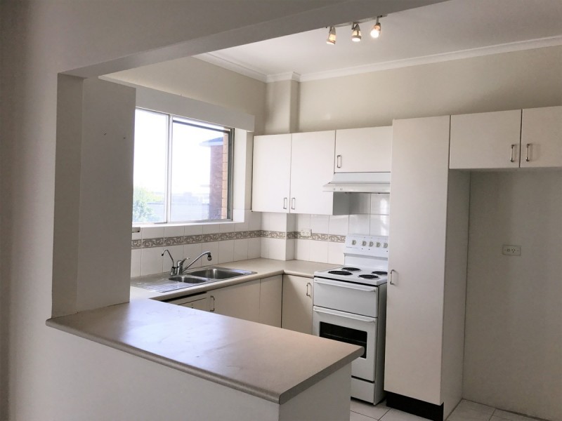 11/82 Pacific Parade, Dee Why NSW 2099