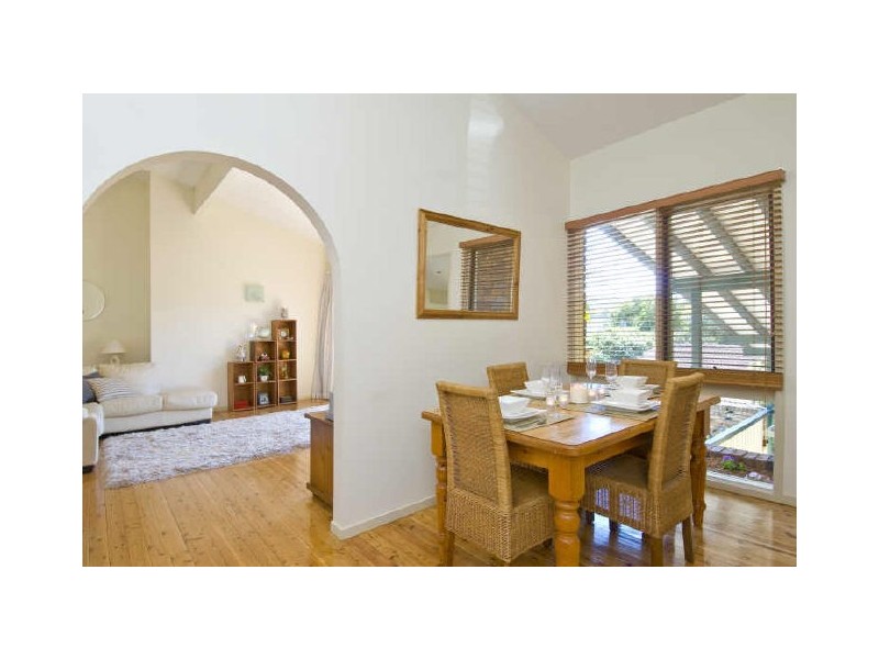 2 Edwin Ward Place, Mona Vale NSW 2103