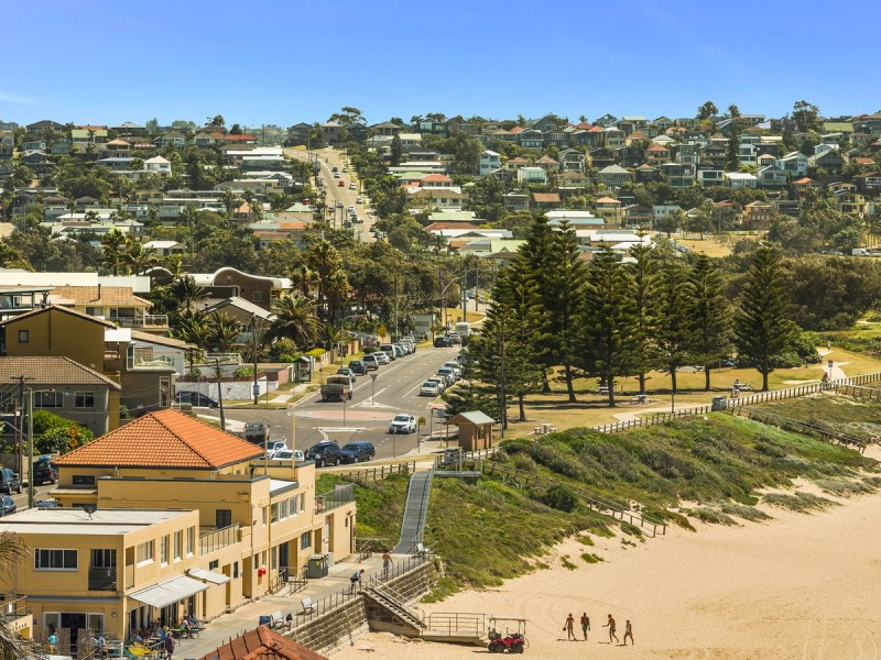 24/2-4 Beach Street, Curl Curl NSW 2096