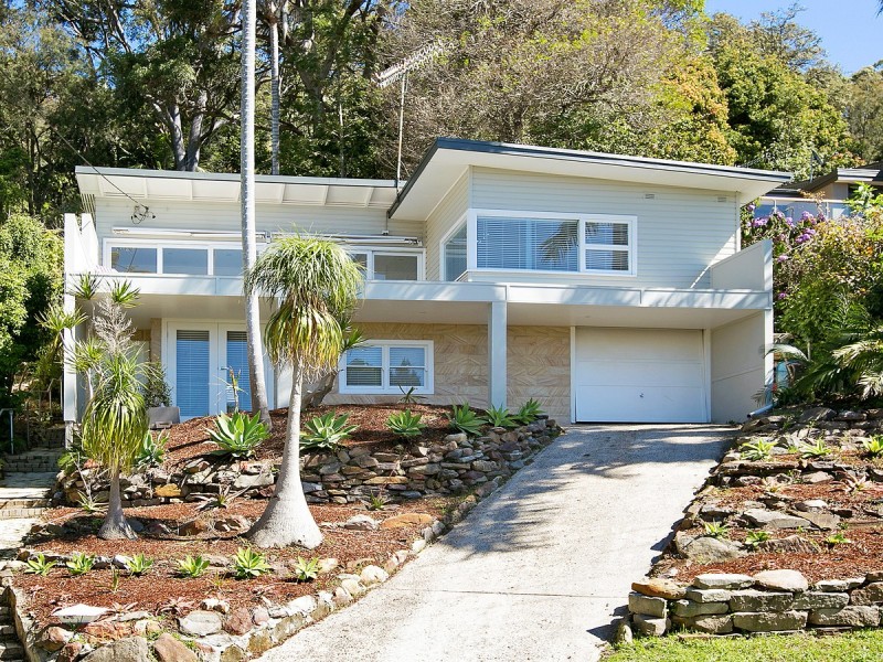 18 Eastview Road, Church Point NSW 2105