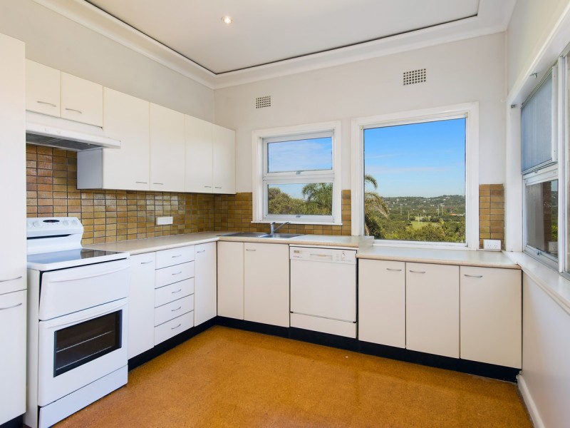 84 Narrabeen Park Parade, Warriewood NSW 2102