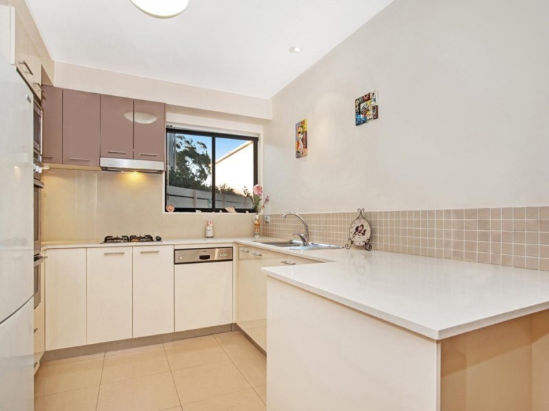8/151 Darley Street West, Mona Vale NSW 2103