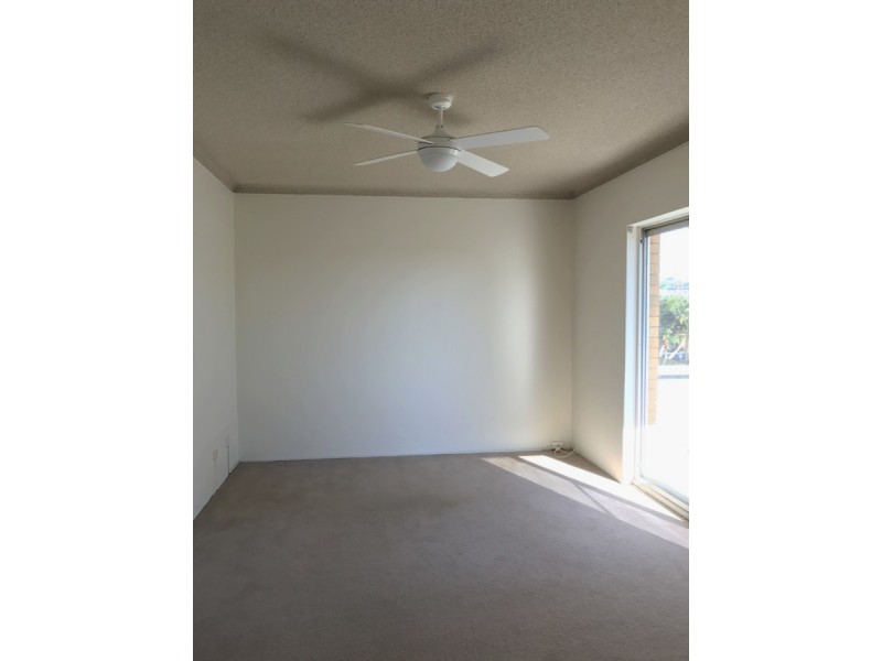 11/82 Pacific Parade, Dee Why NSW 2099