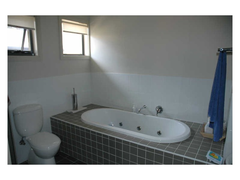 5 Fern Circuit, Warriewood NSW 2102