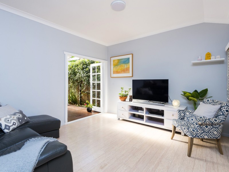 12 Warriewood Road, Warriewood NSW 2102