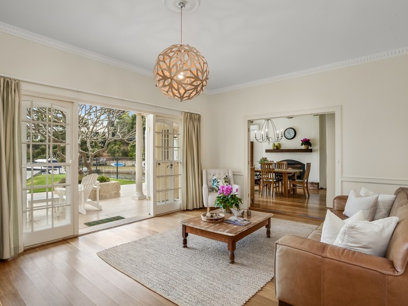 16 Yachtsmans Paradise, Newport NSW 2106