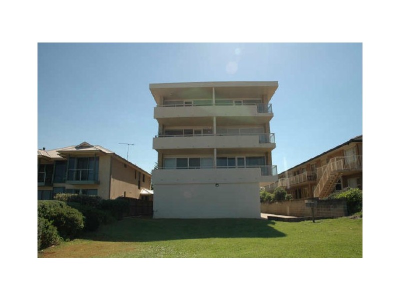 4/35 Surfview Road, Mona Vale NSW 2103