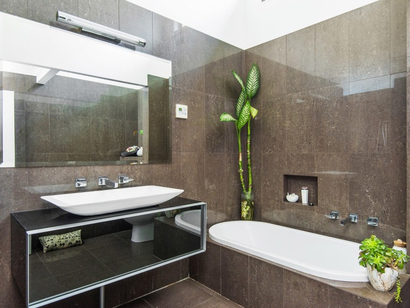 17 Hillcrest Avenue, Mona Vale NSW 2103