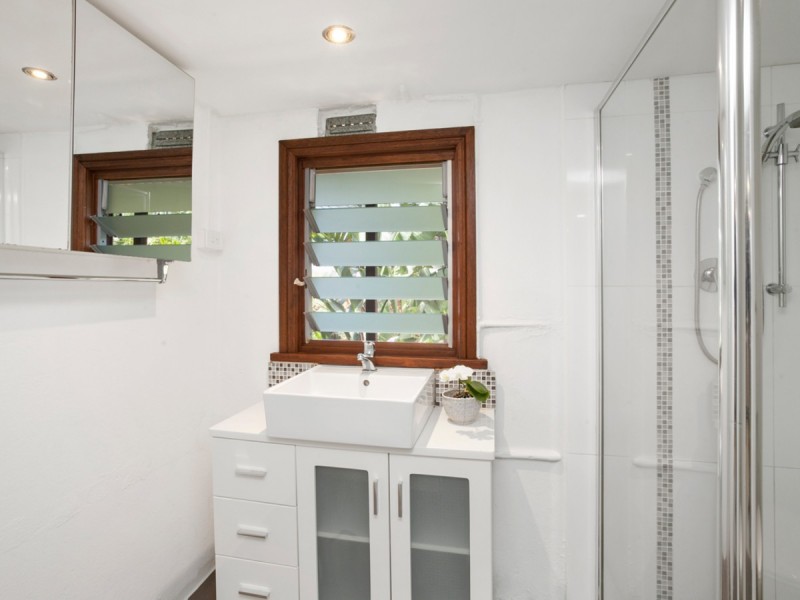 Flat/29 Wallumatta Road, Newport NSW 2106