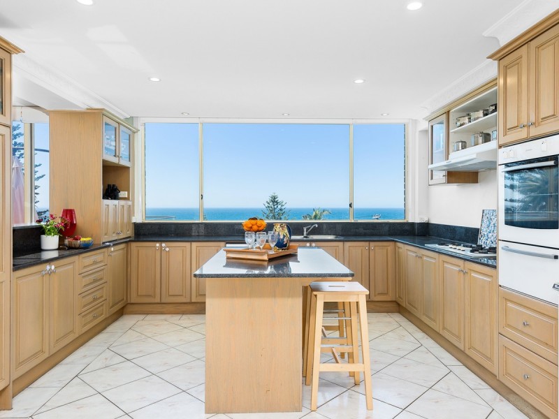 87 Narrabeen Park Parade, Mona Vale NSW 2103