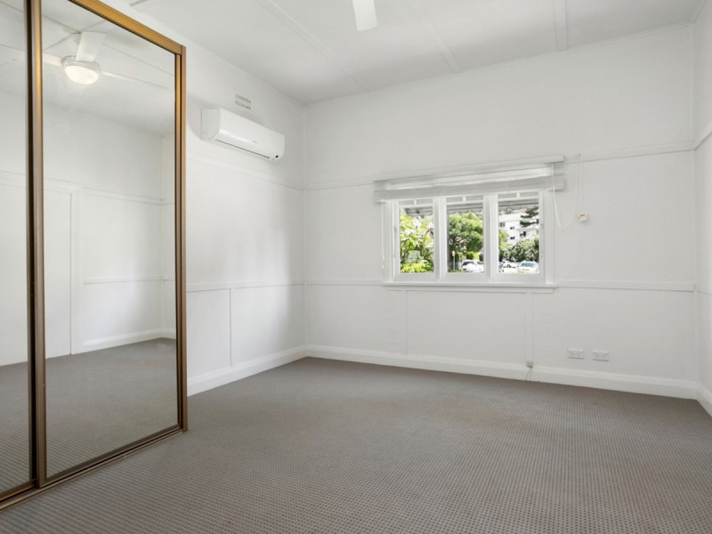 8 Seabeach Avenue, Mona Vale NSW 2103