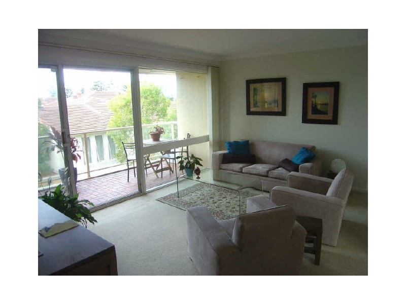 8/12 Golf Avenue, Mona Vale NSW 2103