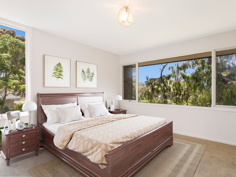 8 Beaumont Crescent, Bayview NSW 2104