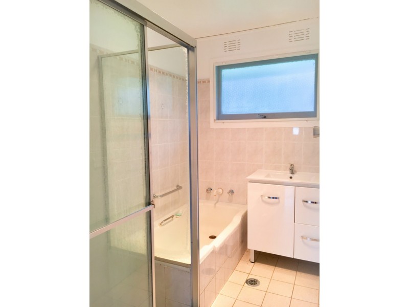 190 Warriewood Road, Warriewood NSW 2102