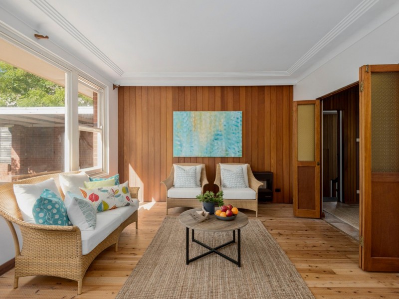 37 Carpenter Crescent, Warriewood NSW 2102