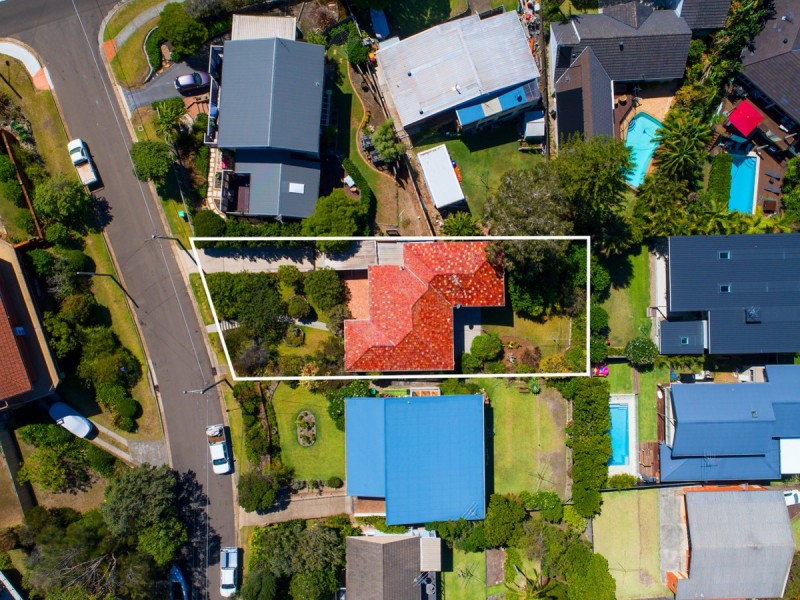 37 Carpenter Crescent, Warriewood NSW 2102