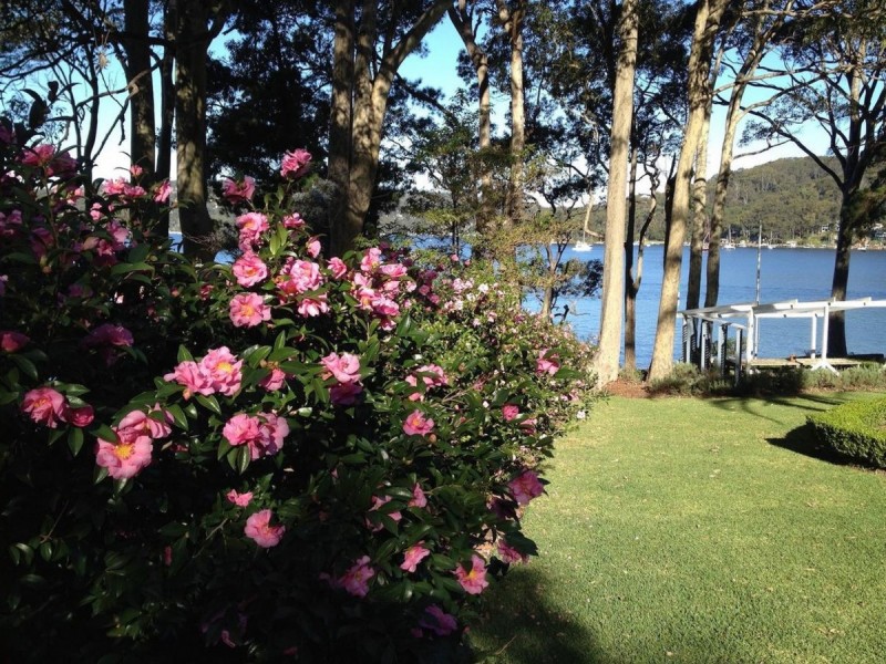 6 Bona Crescent, Lovett Bay NSW 2105