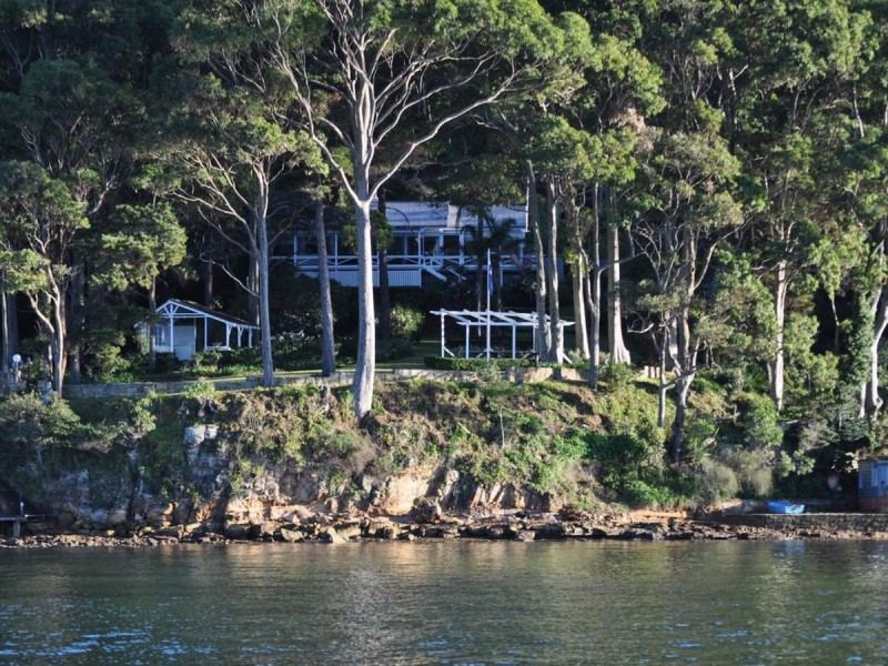 6 Bona Crescent, Lovett Bay NSW 2105