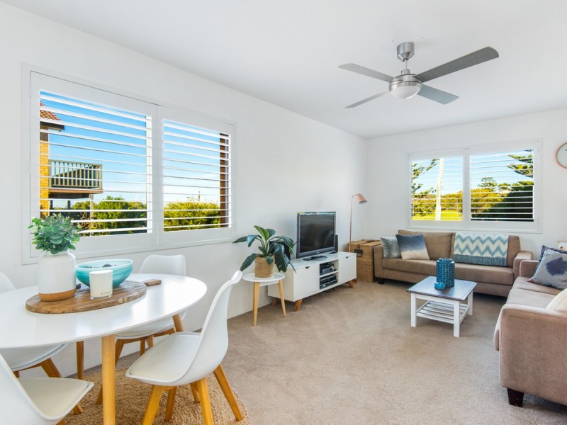 1/56 Golf Avenue, Mona Vale NSW 2103