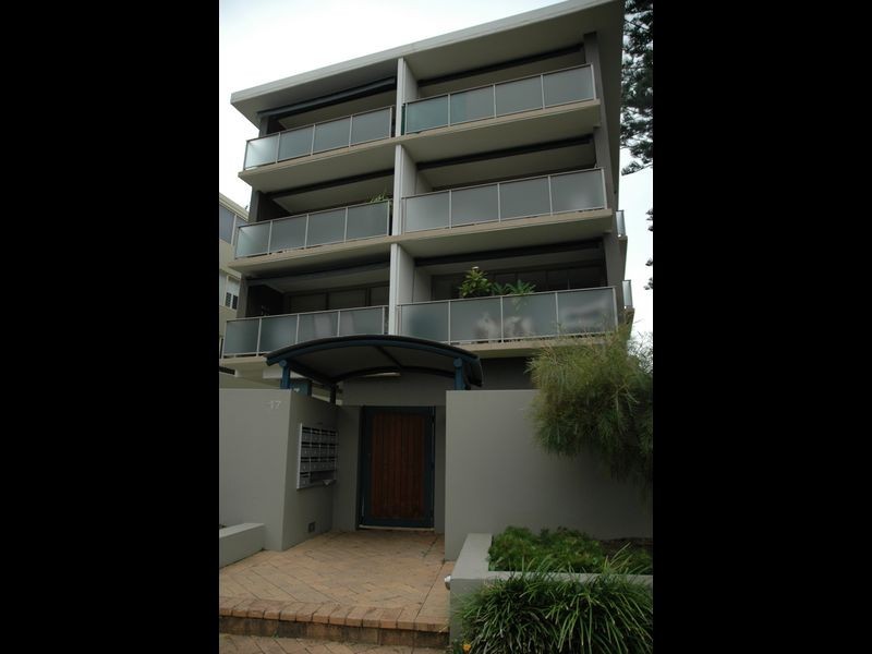 12/17 Surfview Road, Mona Vale NSW 2103