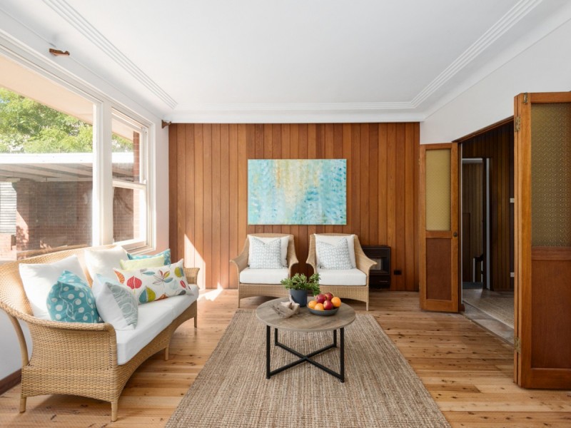 37 Carpenter Crescent, Warriewood NSW 2102