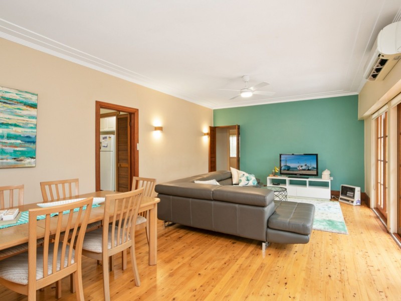 4 Hunter Street South, Warriewood NSW 2102