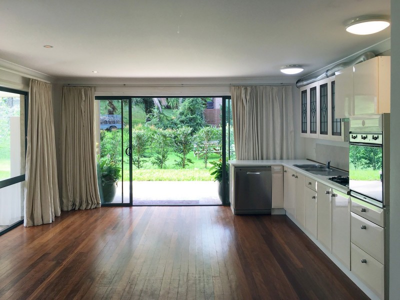 1 Suncrest Avenue, Newport NSW 2106