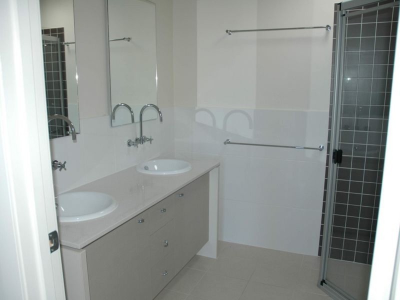 10/16-18 Angophora Circuit, Warriewood NSW 2102