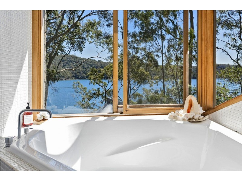 15 & 17 Robertson Road, Scotland Island NSW 2105