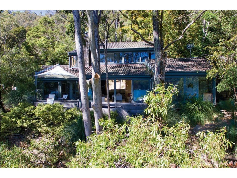 15 & 17 Robertson Road, Scotland Island NSW 2105