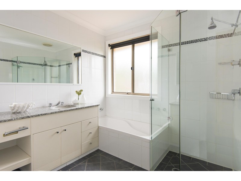 1/4-10 Golf Avenue, Mona Vale NSW 2103