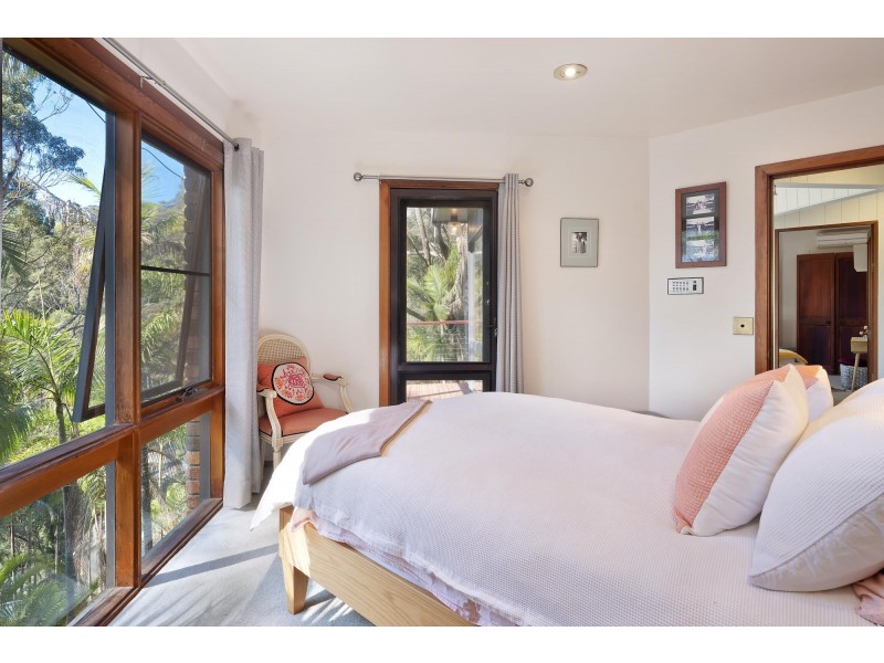 155 McCarrs Creek Road, Church Point NSW 2105